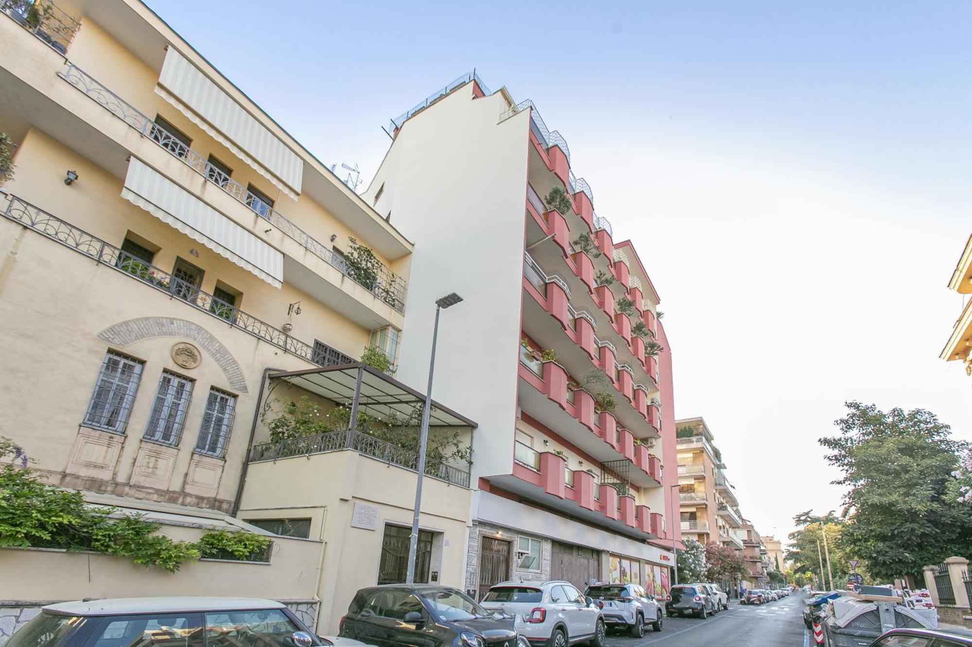 Modern 100 Meters From Piazza Mincio * Roma
