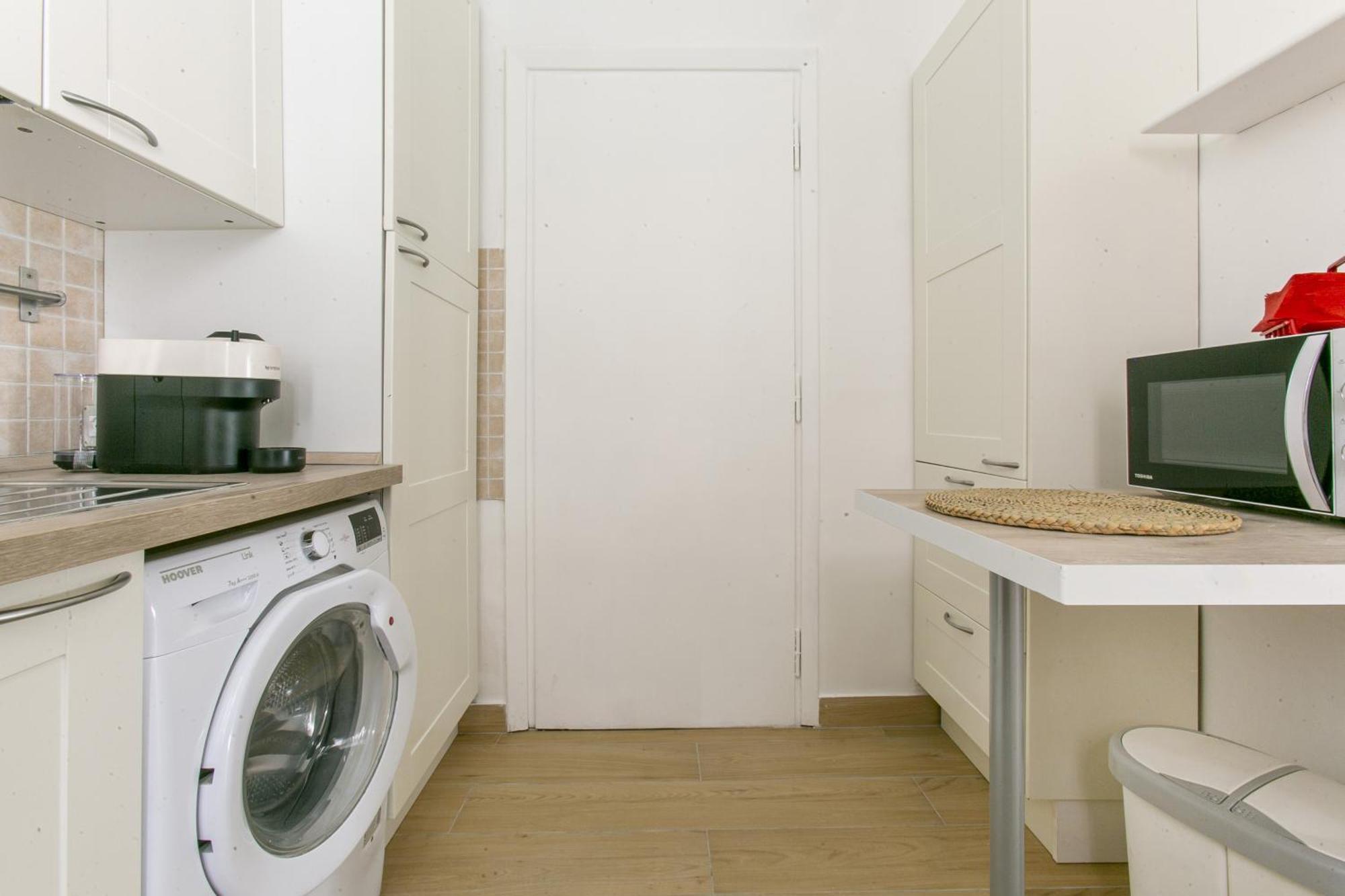 Appartamento Modern 100 Meters From Piazza Mincio *